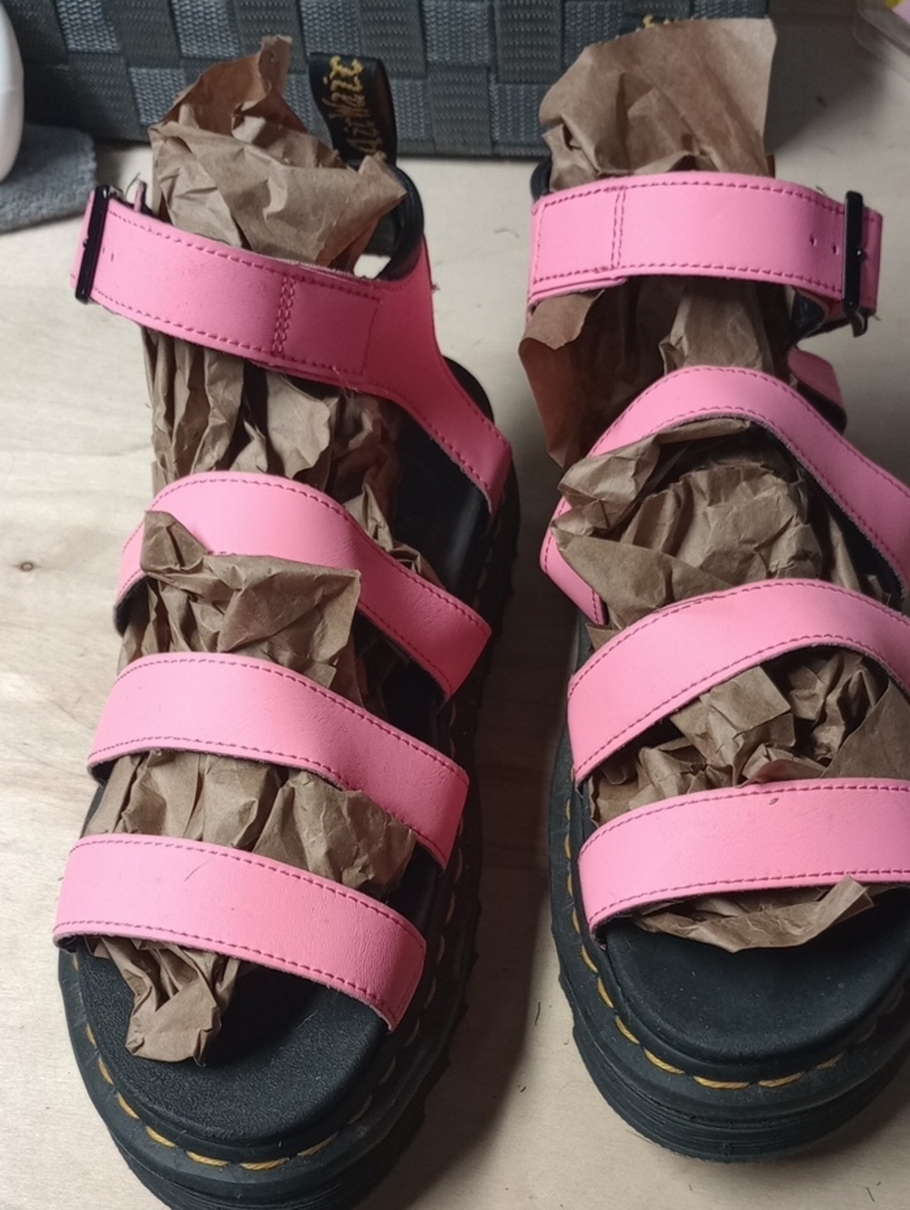 Women's Pink Strappy Sandals